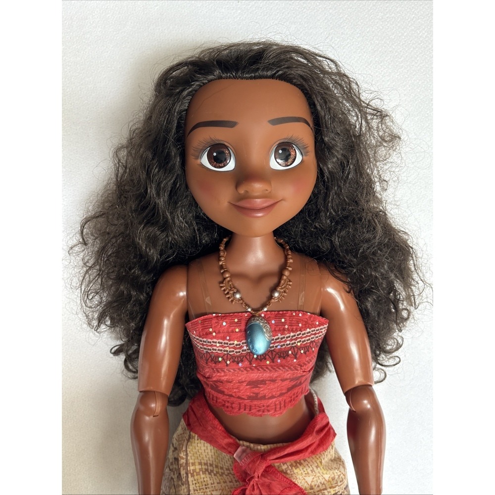 Disney MY SIZE Posable MOANA 32" Doll Princess Jointed Jakks Pacific w/ Necklace